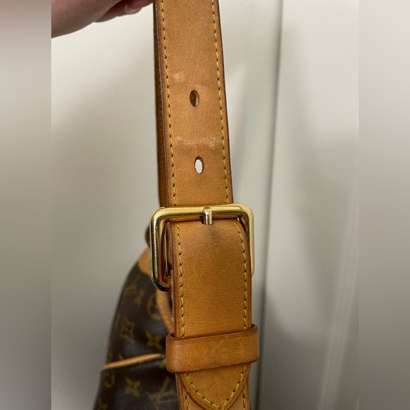 Louis Vuitton Monogram Canvas Galleria PM Hobo - Picture 16 of 16